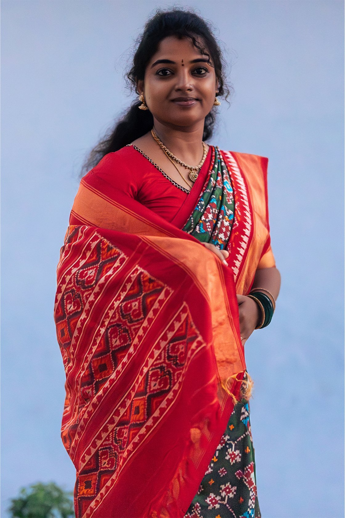 Nayika Nartan – Ruby Green Pochampally Ikat Saree - Image 4