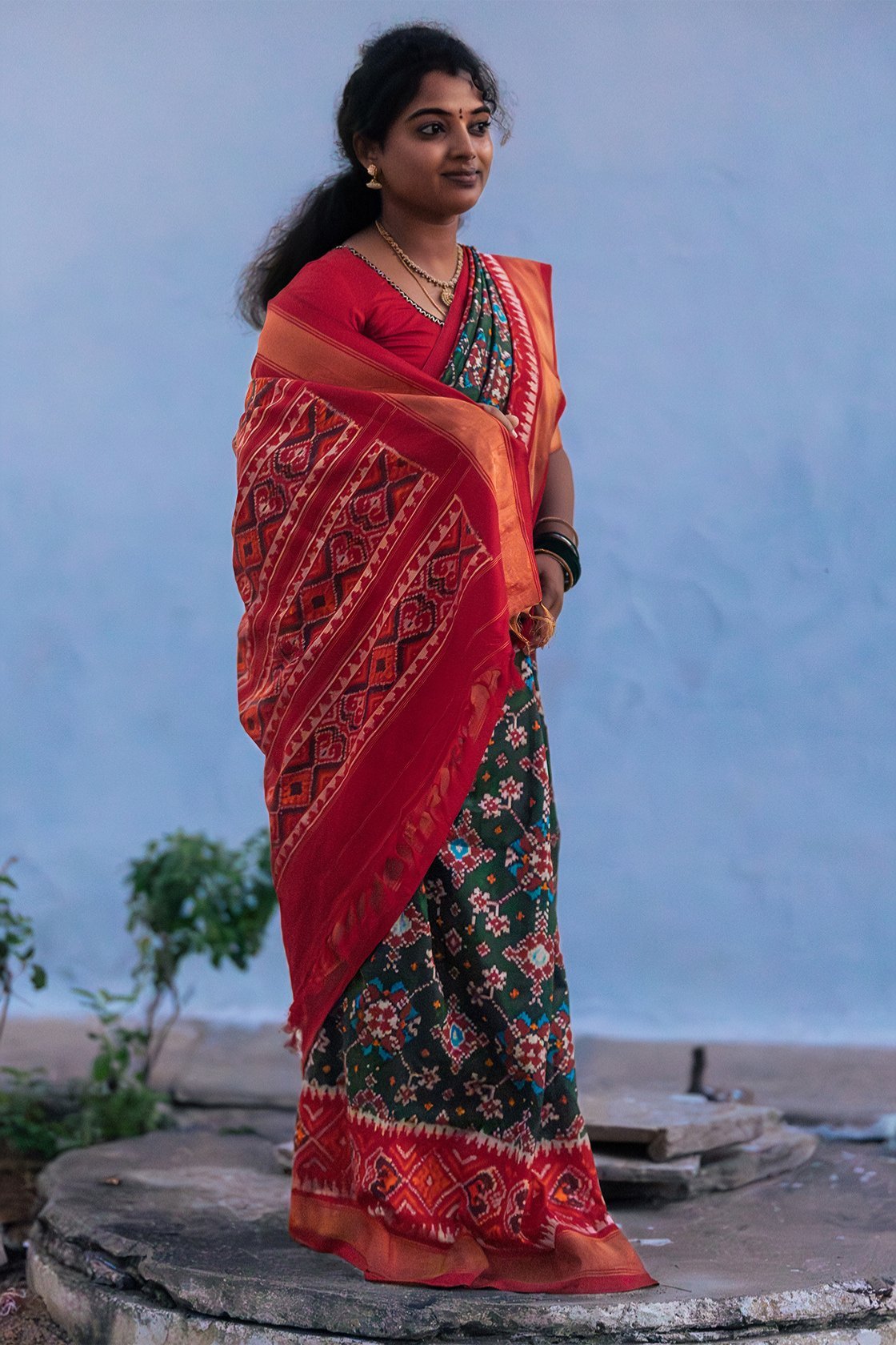 Nayika Nartan – Ruby Green Pochampally Ikat Saree - Image 5