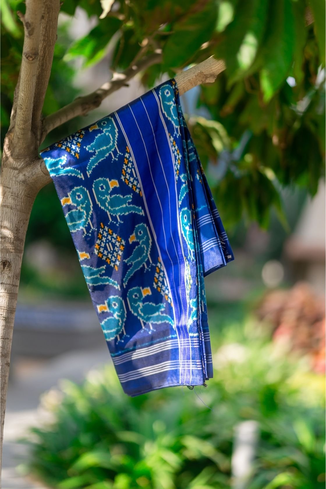 The Azure Heritage Parrot Ikat Saree - Image 3