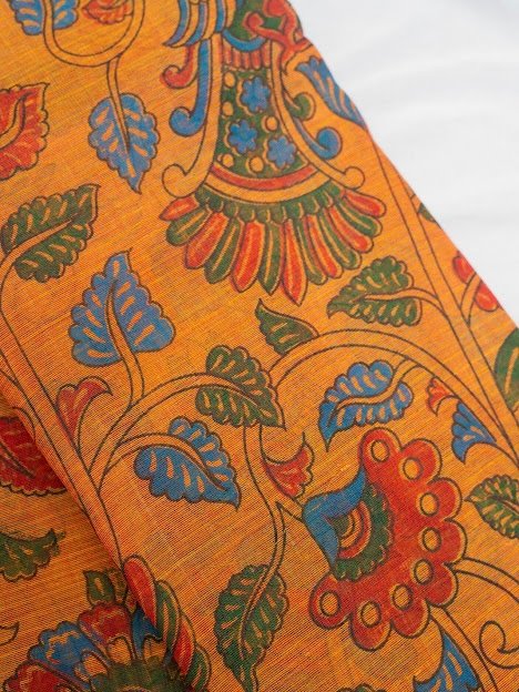 Saffron Symphony – Handwoven Narayanpet Cotton Saree - Image 5