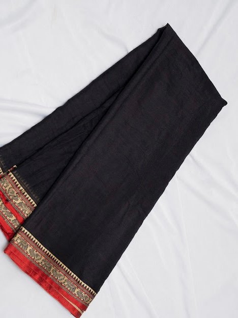Ebony Grace – Handwoven Narayanpet Cotton Saree - Image 3