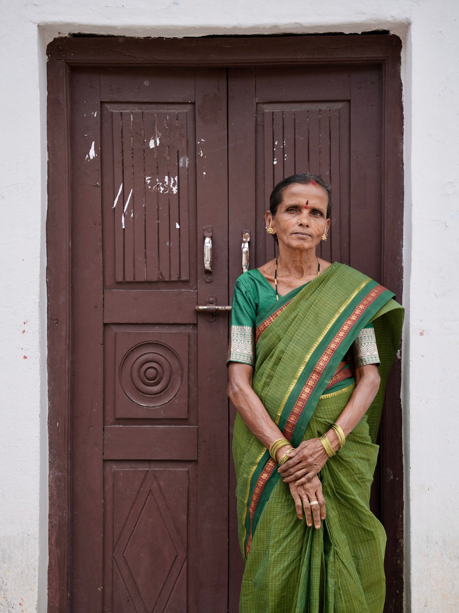 Olive Grove – Handwoven Narayanpet Cotton Saree - Image 2