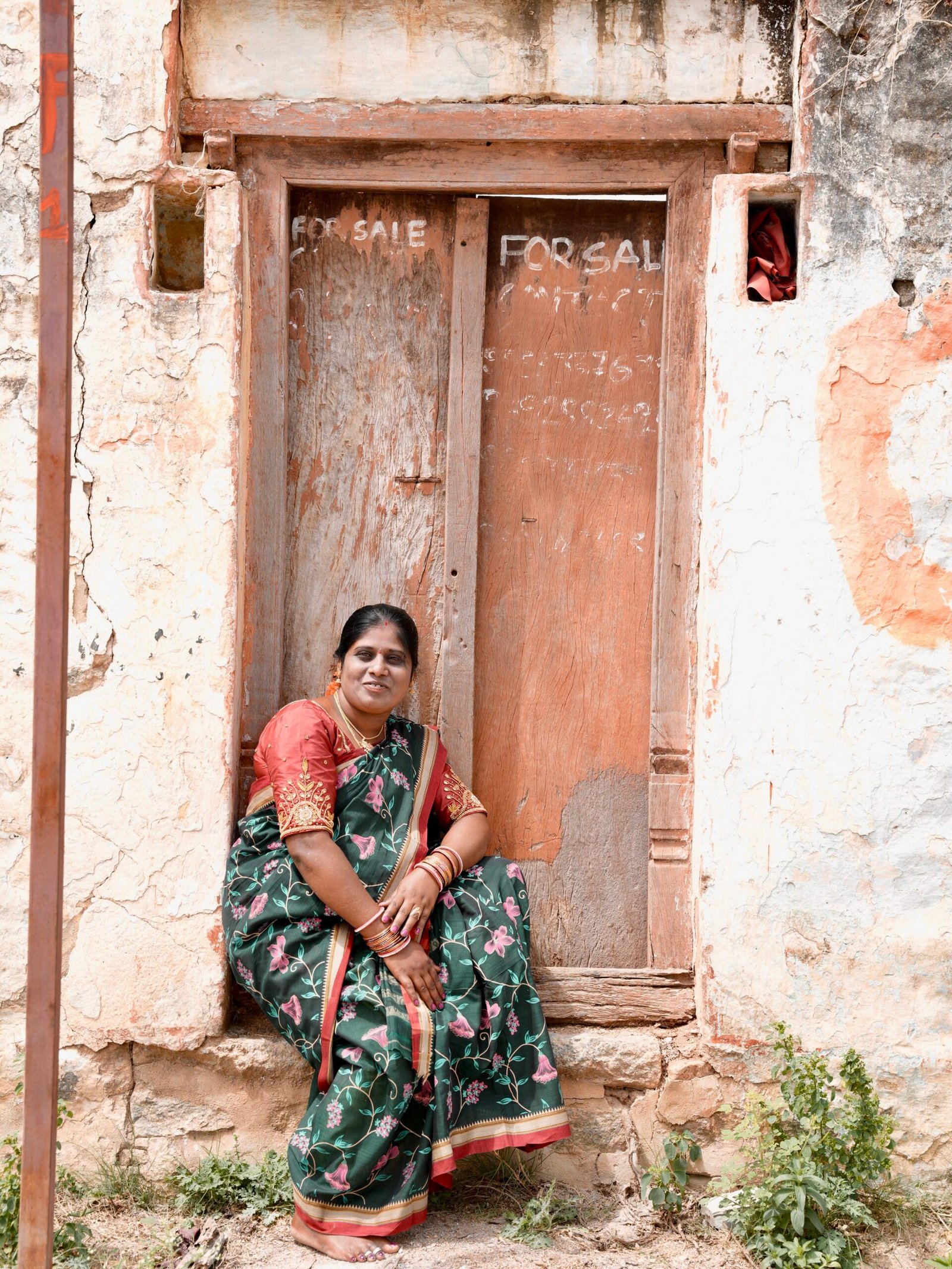 Emerald Bloom – Handwoven Narayanpet Cotton Saree - Image 2